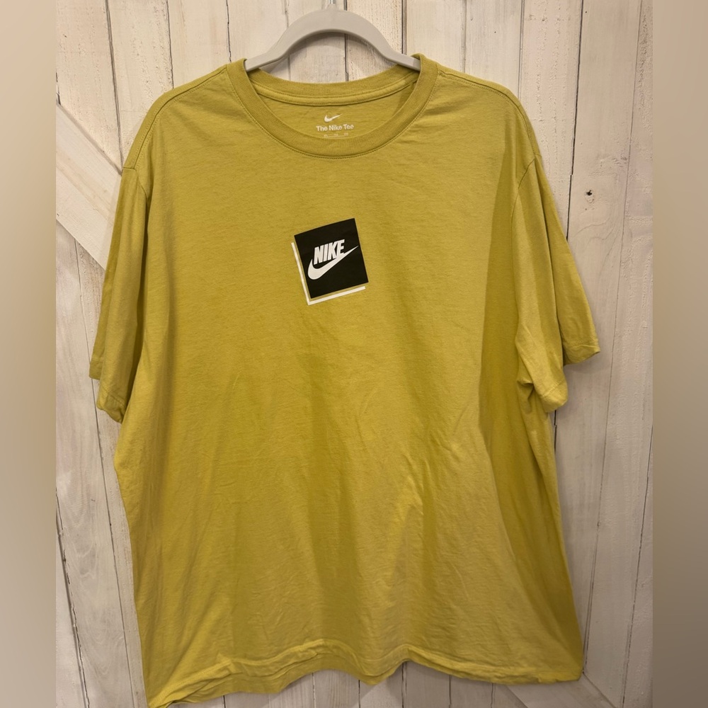 Nike Yellow Short Sleeve Tee Vibrant Cotton Comfort - Size XXL